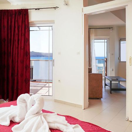 Cozy Corner Vs Beachfront Stalós Habitación foto